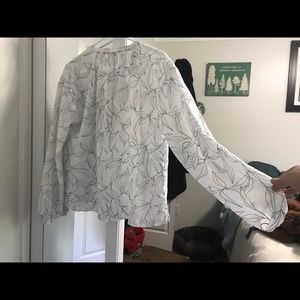 Black & white blouse